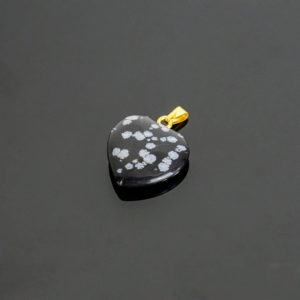 Pingente de Obsidiana Negra Floco de Neve em Formato de Coração com Pino Dourado